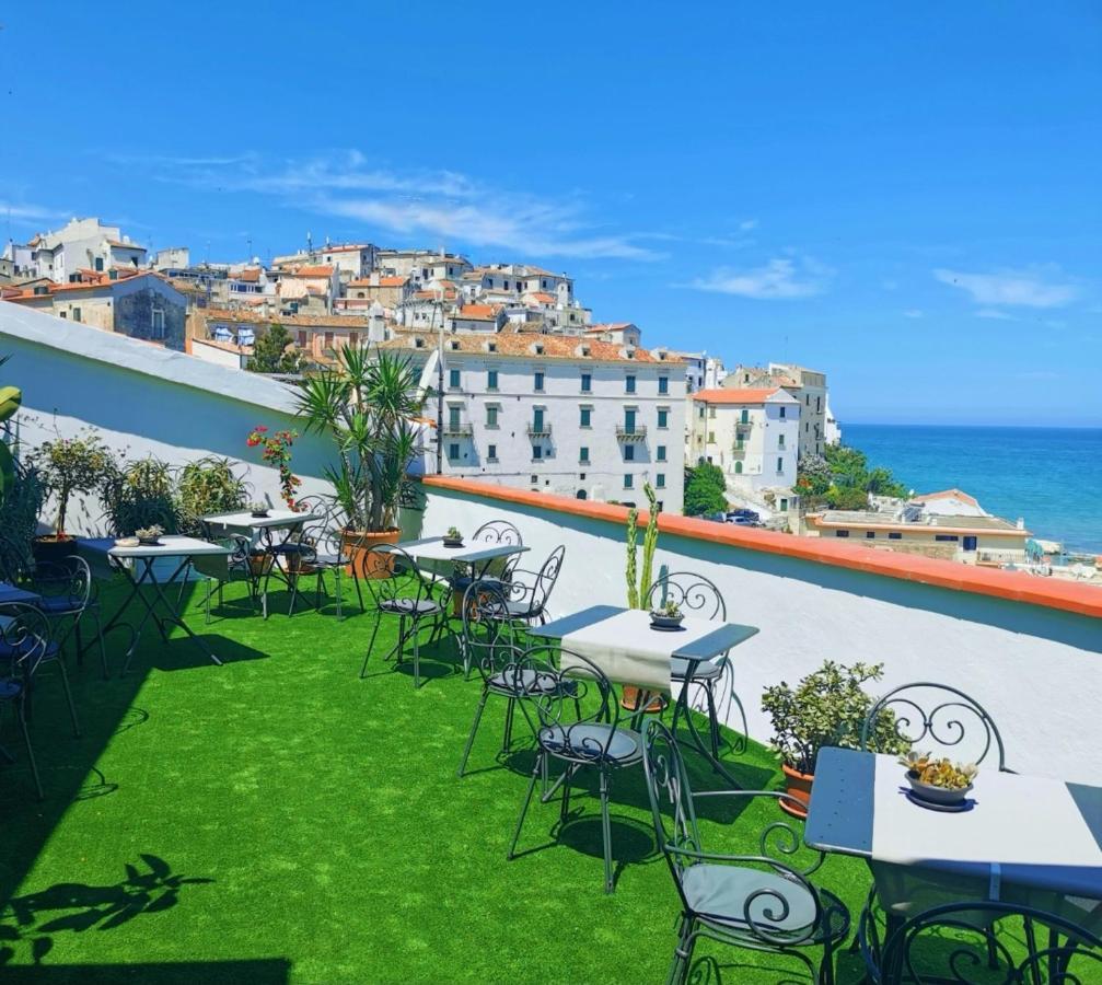 Hotel Borgo Marina Роди Гарганико Екстериор снимка