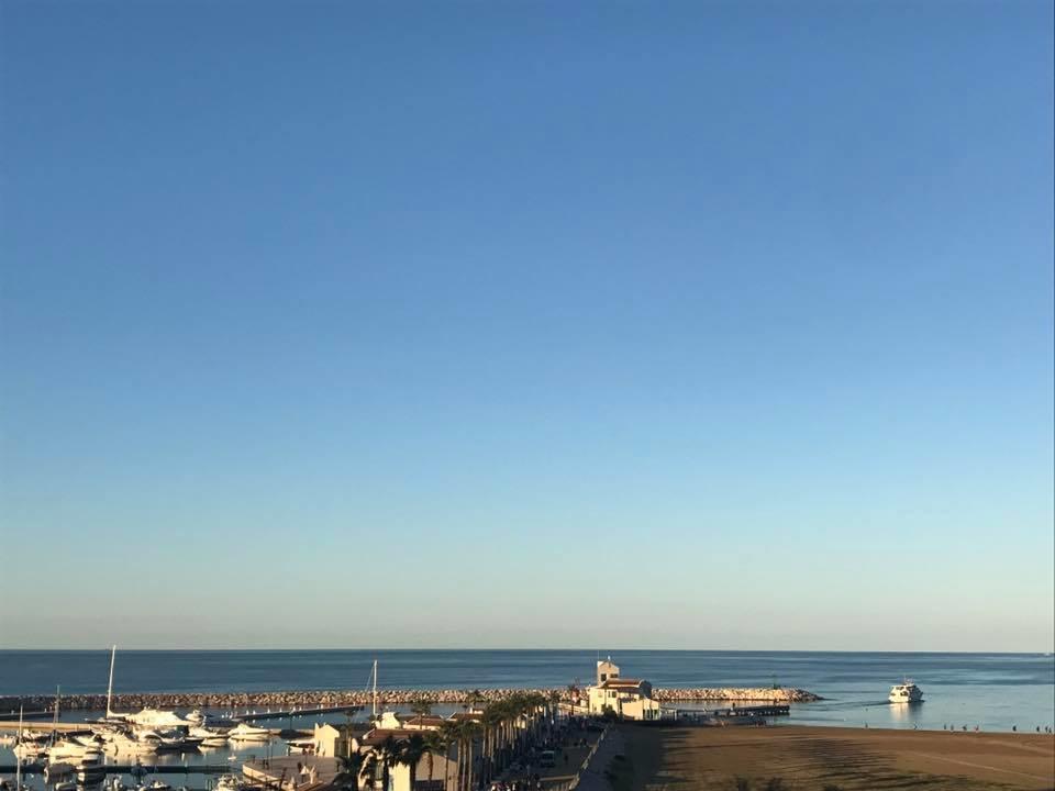 Hotel Borgo Marina Роди Гарганико Екстериор снимка